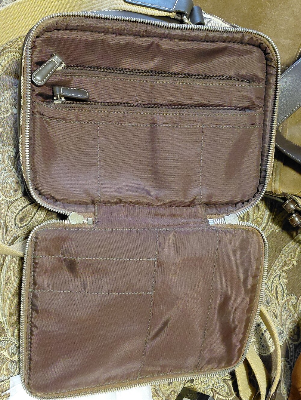 Coach Vintage Signature International Unisex Travel Crossbody Bag # 4270 - Picture 12 of 15